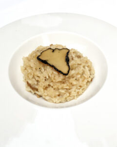 Arroz cremoso con ternasco de Aragón IGP y trufa del Rincón de Sas